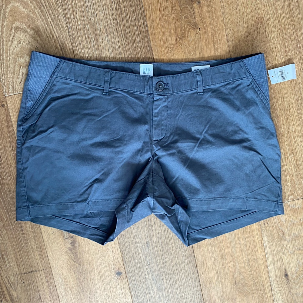 NWT GAP Maternity Shorts Gray Sz M